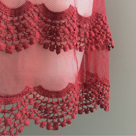 Grace & Lace | Scallop Lace Top Extender layering cami tank top - Picture 4 of 11